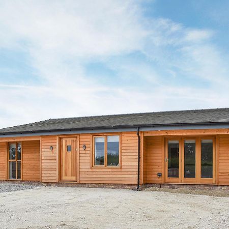 Redstones Cottage Greasby Экстерьер фото
